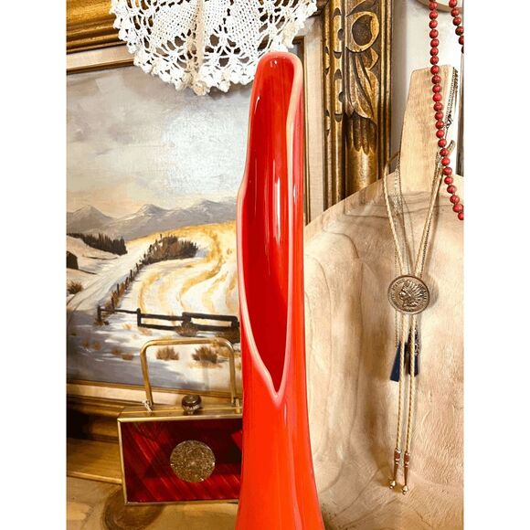 Vintage L.E. Smith Glass Bittersweet Orange Slag Glass Swung Vase – 21.5" Tall - Picture 7 of 7